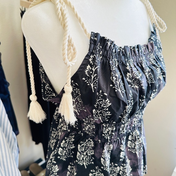 Moon River Anthropologie  |  black cream floral Peplum tank size Large NWoT - Picture 3 of 9